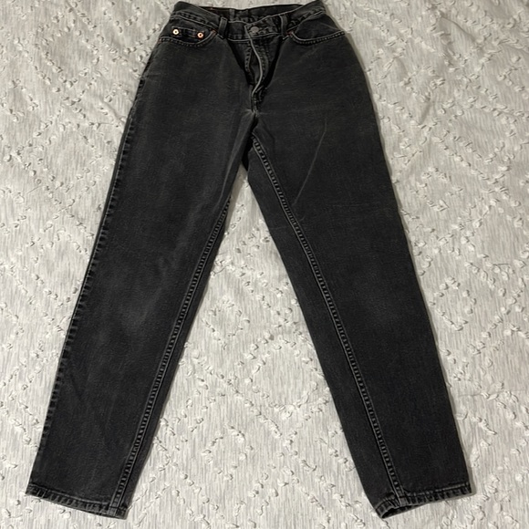 Vintage Levi’s 550 Jeans - Picture 3 of 3